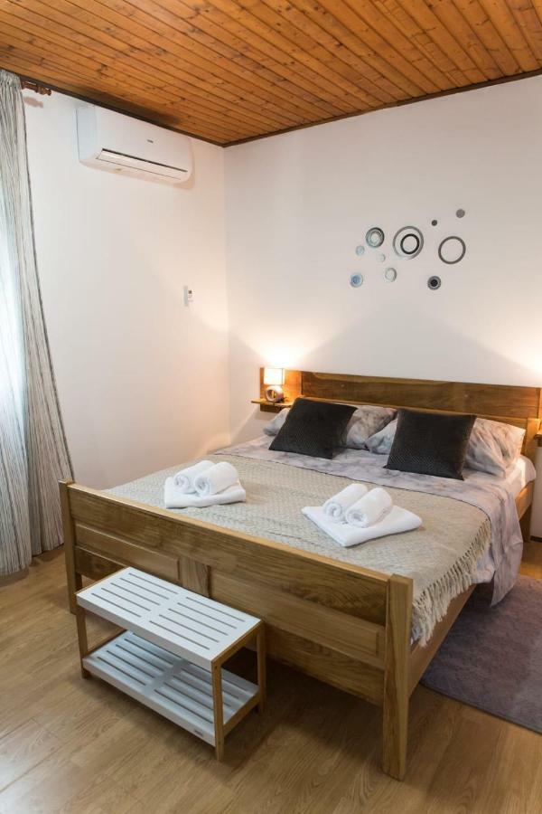Villa Nava Benkovac Esterno foto