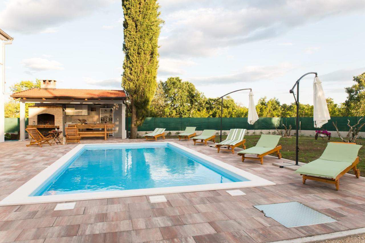 Villa Nava Benkovac Esterno foto